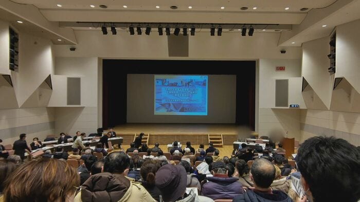 住民が開いた説明会(視聴者提供)