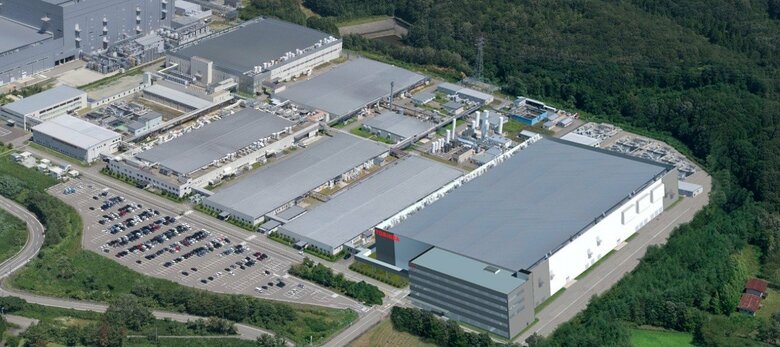 東芝、半導体工場に新たに「パワー半導体」製造棟建設へ 生産能力2.5倍に｜FNNプライムオンライン