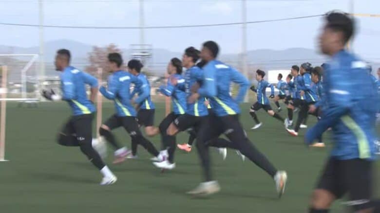 「Ｊ１元年」ホーム戦全試合チケット完売のファジアーノ岡山　最終戦の浦和戦勝利に向け公開練習【岡山】｜FNNプライムオンライン