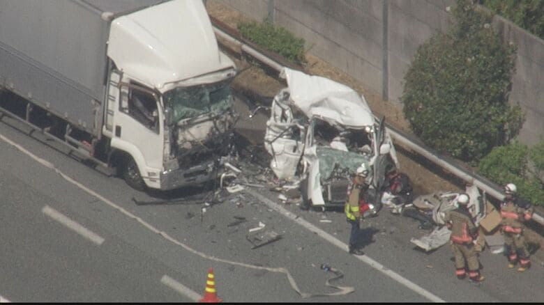 【続報】九州自動車道でトラックなど７台絡む事故　男性１人死亡　｜FNNプライムオンライン