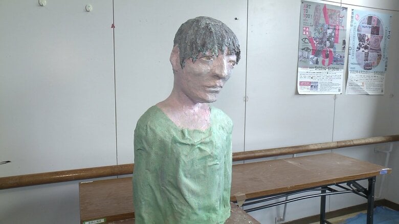 2025年秋田県高校総合美術展「彫刻特賞」受賞作品『侵食』
