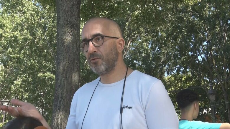 パリ市民「冷水シャワーを浴びます」