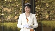 優美なたたずまい…愛子さま 成年行事に 初のドレス・ティアラ姿