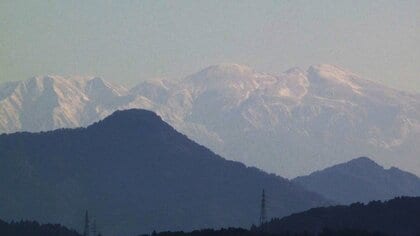 白山で初冠雪　去年より10日早く“雪化粧”　金沢地方気象台が発表　福井