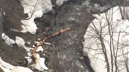 「約2000リットルの重油が川へ」ニセコ町のホテルで”給油作業中”に流出…ニセコアンベツ川を4キロ汚染―従業員の操作ミスか オイルフェンス設置で対応急ぐ〈北海道ニセコ町〉