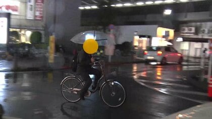 自転車「青切符」導入から半年　ながら・傘差し運転いまだ後絶たず　車道走行9割超「危険を感じた」　子ども“同乗ルール”見直し議論も