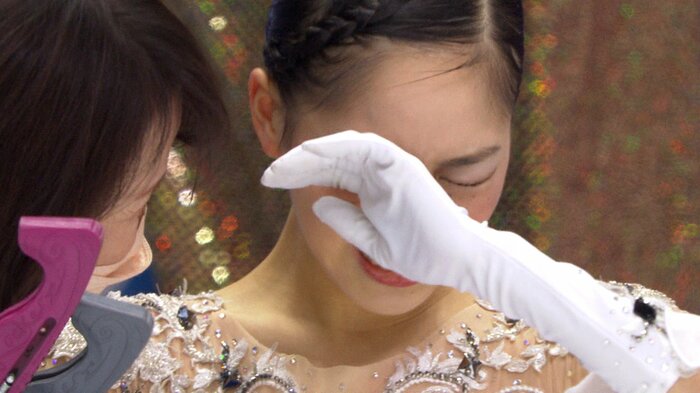 全日本選手権で6位入賞が決まり涙を流す吉田