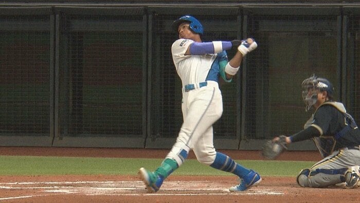 万波中正選手