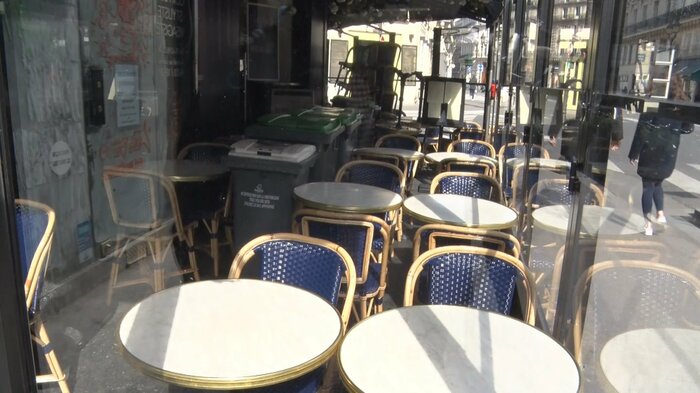 パリ市内・休業中のレストラン
