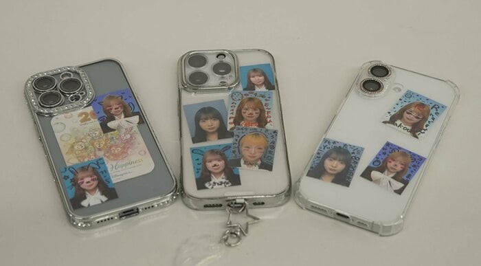 スマホ裏の証明写真　友達といつも一緒にいる気持ちになれるという