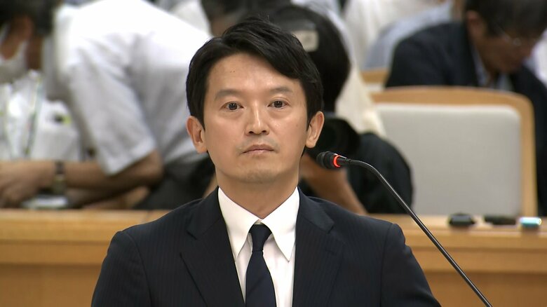 【速報】パワハラ疑惑の斎藤兵庫県知事「公益通報ではなく誹謗中傷」百条委員会で死亡の元幹部の告発文書の取り扱い「問題無い」との認識｜FNNプライムオンライン