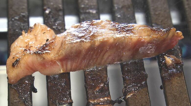 「信濃の肉は ジューシーだに〜♪」　県歌「信濃の国」の“オリジナル歌詞”4カ月間に400超えの応募　「おやげねえ」「ずく」「御柱」方言や祭り、四季が歌詞に　8作品が受賞　長野県誕生150周年記念｜FNNプライムオンライン