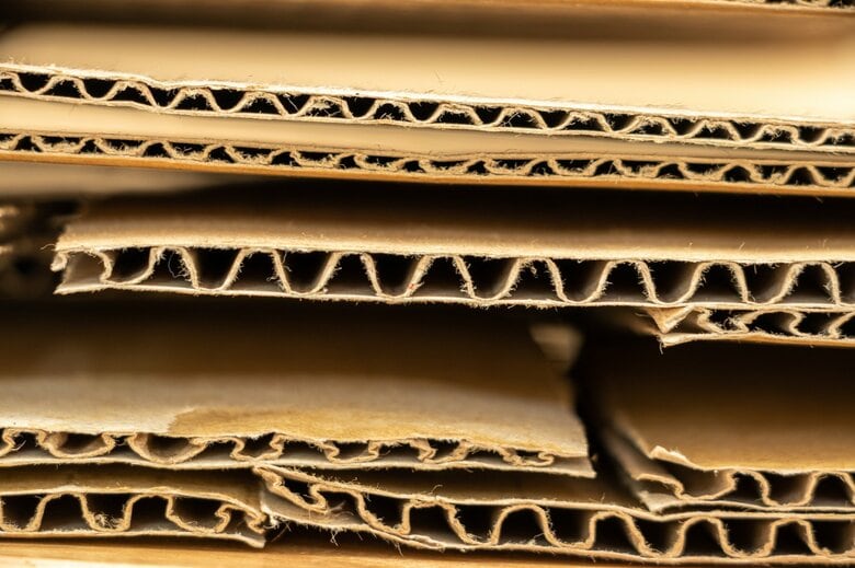 ダンボールを置いてはいけない理由は…（イメージ）