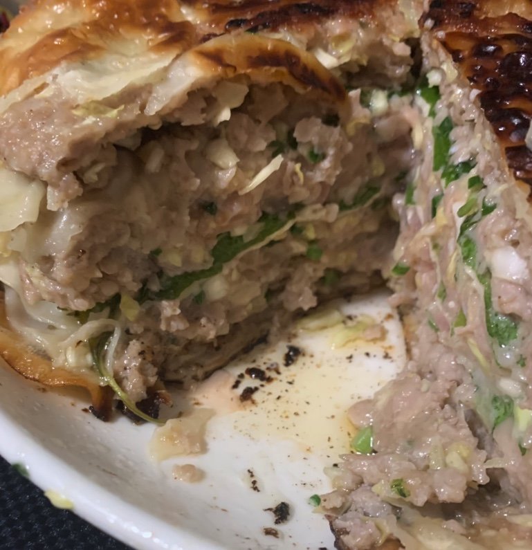 ギョーザで作ったミルフィーユ（提供：メタこさん）