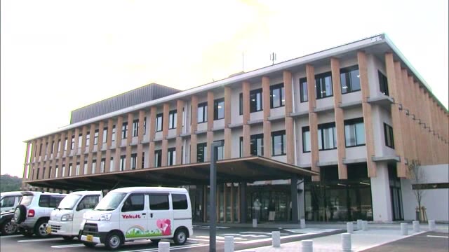 隠岐の島町長選 新人との一騎打ち制し現職が再選
