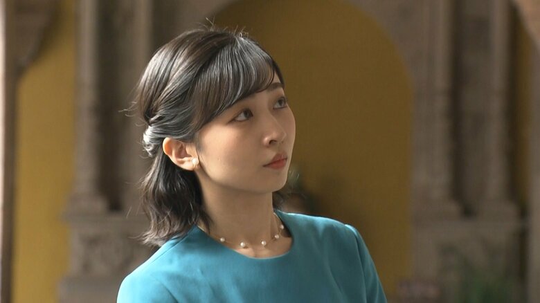 サント・ドミンゴ教会を視察される佳子さま