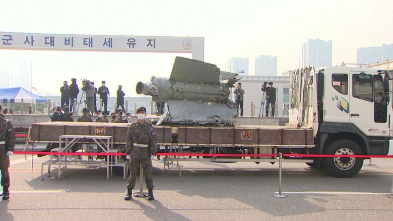 北朝鮮のミサイルが公開された際の様子