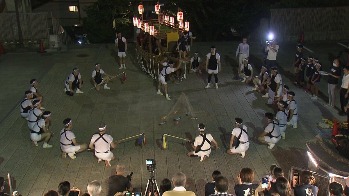 船頭”務める幼い兄弟の絆 コロナ禍乗り越え…10年ぶりの奉納で活気を取り戻せ 4年ぶり開催「長崎くんち」｜FNNプライムオンライン