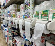 「優秀すぎん？」トイレットペーパーを実際に“触れる”売場がすごい…ビバホームに設置した理由を聞いた