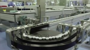 米ファイザーのワクチン 90%以上で有効 来週にも使用許可申請へ