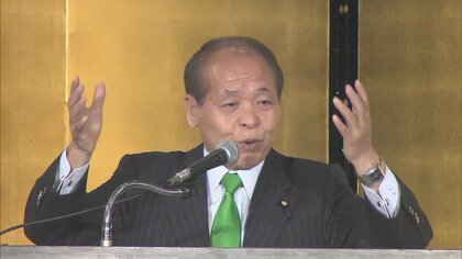 鈴木宗男参院議員がロシア訪問、外務省高官と会談　官房長官も渡航中止勧告に言及、党への届け出もなし