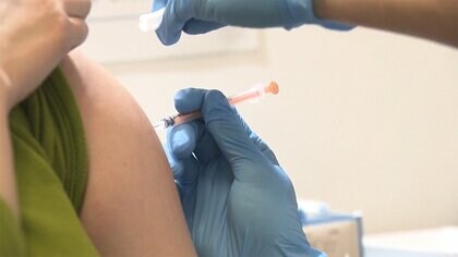 「ワクチン1日100万回」達成のカギは若者へのPR？