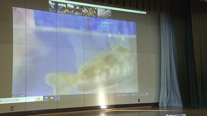 1万4000km離れた小学生に授業　「魚釣ってきて」リクエストに...