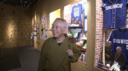 宮崎駿監督、鈴木敏夫プロデューサー　サイン 鈴木P、宮崎駿監督新作の状況を報告｜シネマトゥデイ