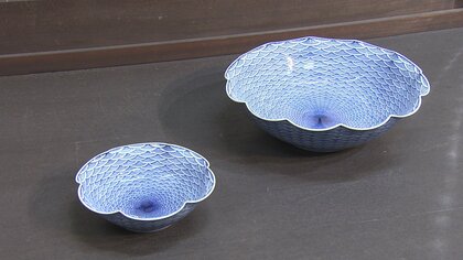 8B3931 ◇ 青い光の釉薬に花紋がきれい描かれた時代唐物 朱泥急須・唐