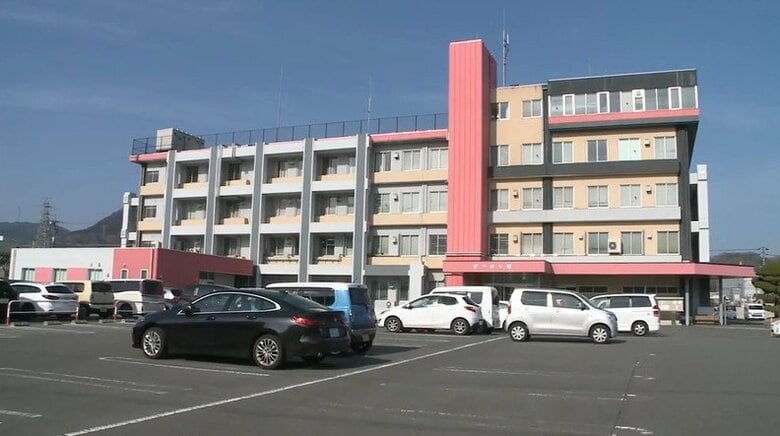 選挙権のない女性に投票用紙を手渡すミス　投票権あると勘違いか　広島・府中市長選挙｜FNNプライムオンライン