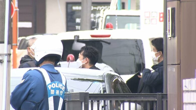 「うるさい」少年ハンマーで殴られ顔の骨折る重傷　逃走中の“立てこもり”男は以前も騒音めぐりオノで少年襲撃　東京・福生市｜FNNプライムオンライン