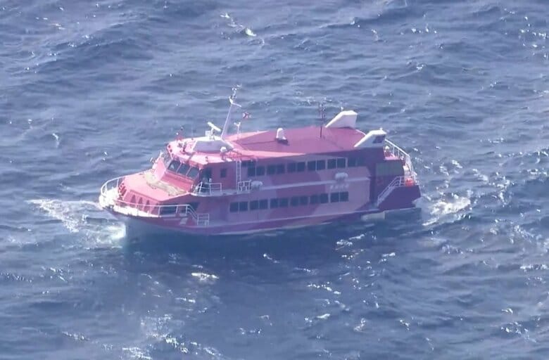 乗客116人乗せた「ジェット船」が“漂流”　舵がきかなくなり“自力航行”不能に…専門家「小さなひびなど老朽化が原因か」｜FNNプライムオンライン