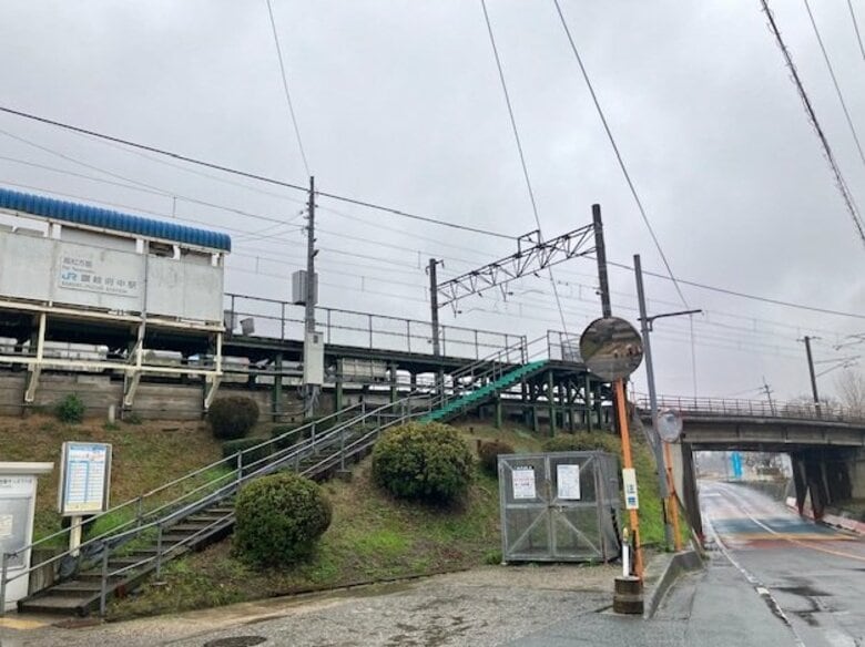 坂出市のJR予讃線の駅　作業中の男性が列車にはねられ死亡　国の運輸安全委が事故調査官派遣へ【香川】｜FNNプライムオンライン