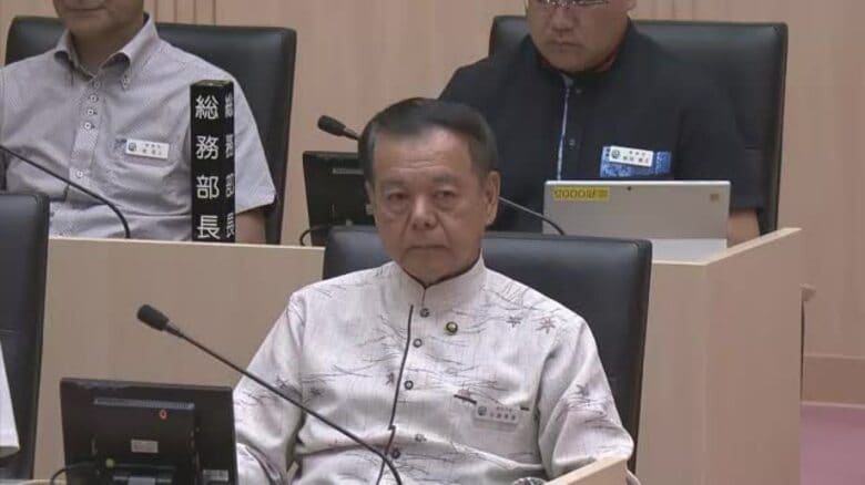 【速報】古謝景春南城市長が市議会解散を通知　セクハラ問題で不信任受け｜FNNプライムオンライン