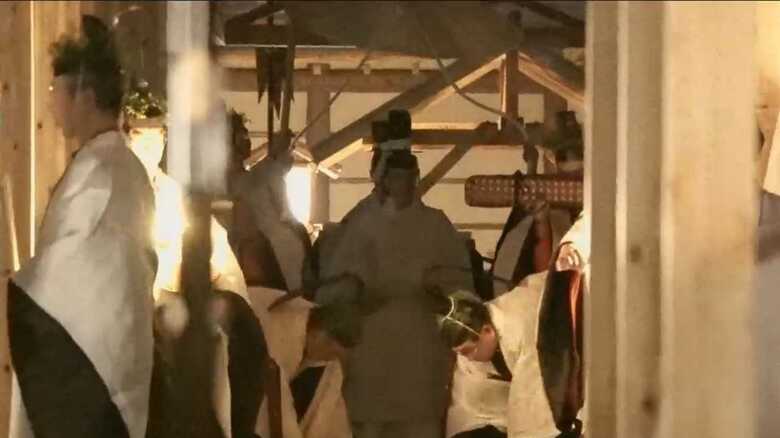 「大嘗祭」の中心的な儀式「大嘗宮の儀」は15日未明まで行われた