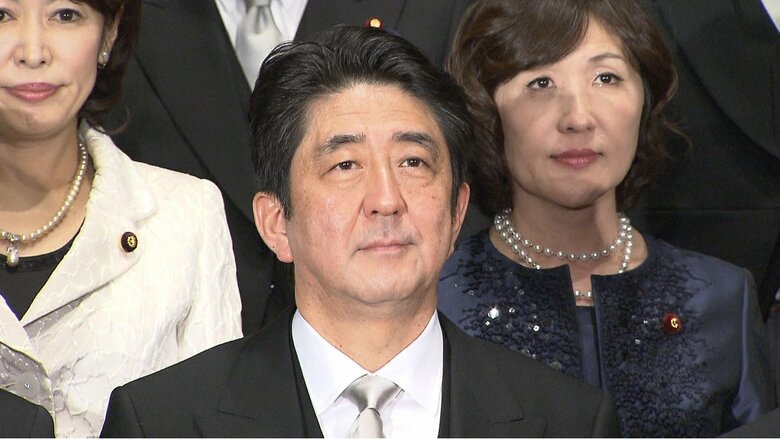 第二次安倍内閣が発足時の安倍晋三元首相　2012年12月