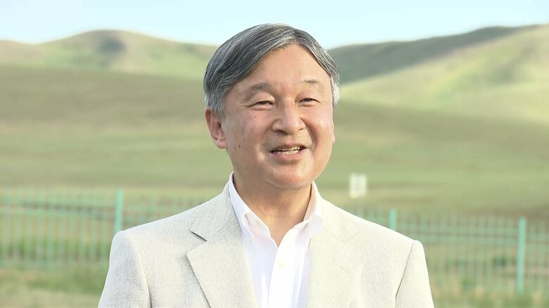 訪問の感想を話される天皇陛下