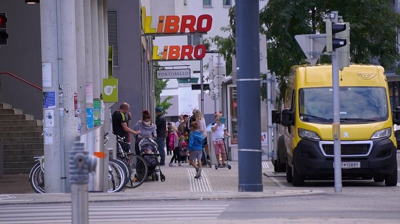 学校、幼稚園、商店などは徒歩15分圏内に集約