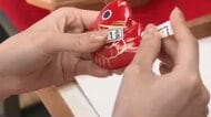縁起物のタイがおみくじに…19種類50万体以上を用意へ　福岡市の神社で初詣の準備進む
