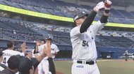開幕5戦で早くも3貫!スシもアイスも大好きレアードの特大3ランでロッテ4連勝