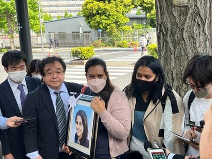 「外国人の人権無視だ」入管法改正案可決にウィシュマさんの遺族が抗議