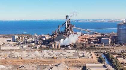 脱原料炭リスト 日本企業のCO2排出増加への関与を示す