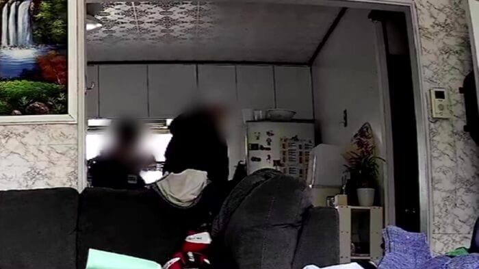 現金と防犯カメラが奪われた(提供:被害者)