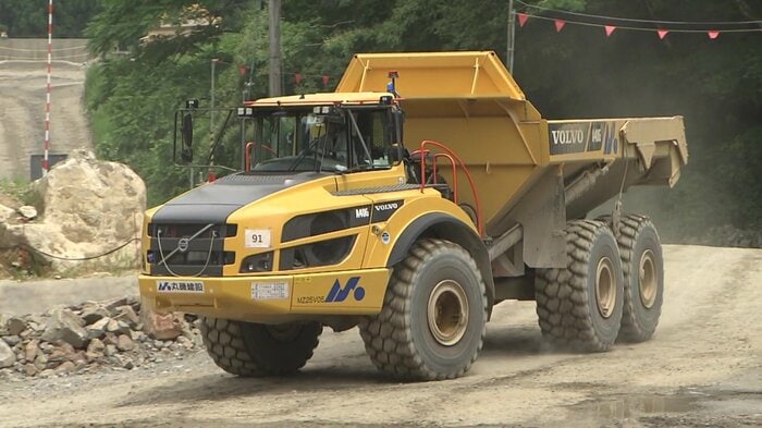 1台9000万円のダンプカー