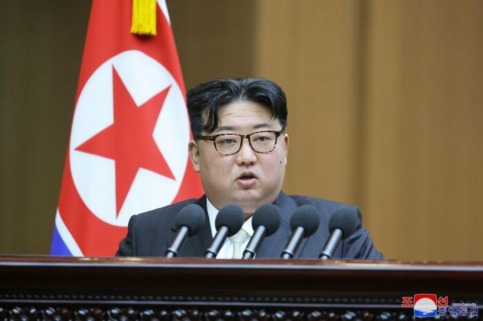 金総書記は最高人民会議の演説で韓国を「第1の敵対国、不変の主敵とみなす」と発言 1月15日