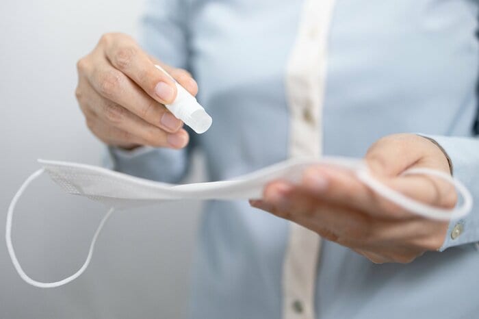 マスクに含ませて（画像はイメージ）