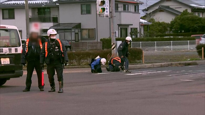 横断歩道渡っていた小学生男児(8)大型トラックにはねられ死亡…過失運転致死の疑いで男(50)緊急逮捕 ひき逃げ容疑でも捜査 島根・松江市|FNNプライムオンライン