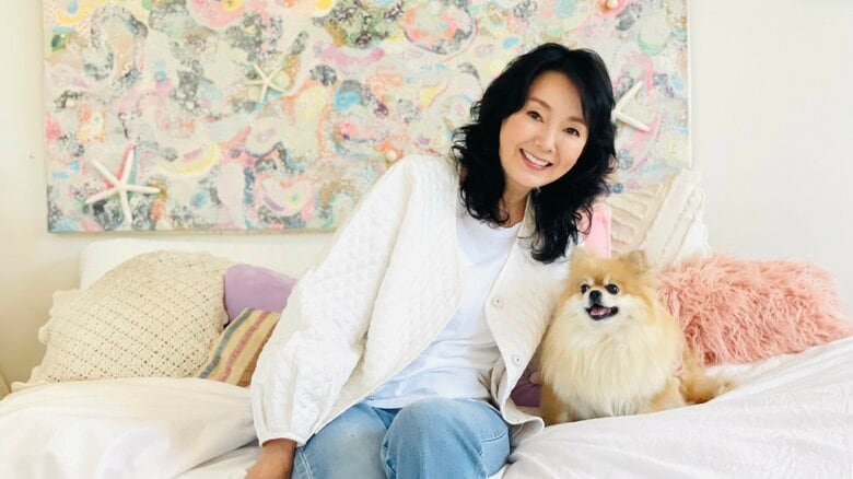 犬を飼いたい人へ、「保護犬を迎える」という選択肢を。“猫好き”な俳優・とよた真帆さんの決意と愛犬との暮らし｜FNNプライムオンライン