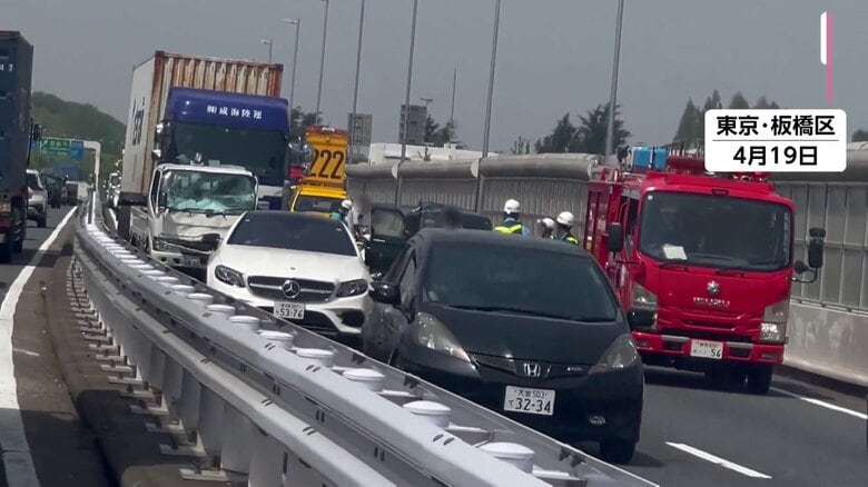 「運転中スマホを見ていた」トラックが車2台に追突、2歳の男の子が死亡した事故　トラックの管理会社が「安全管理者」置いていなかったとして社長を書類送検｜FNNプライムオンライン