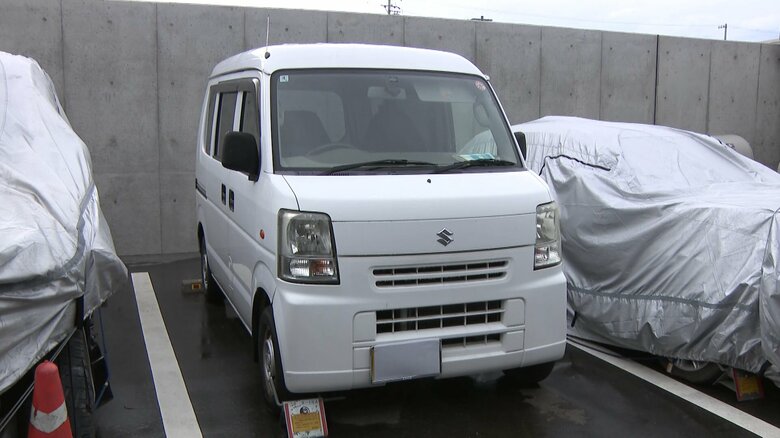 別の車を妨害する目的か…ブレーキかけながら進路変更や車に向かって逆走などした疑い 75歳男を逮捕｜FNNプライムオンライン